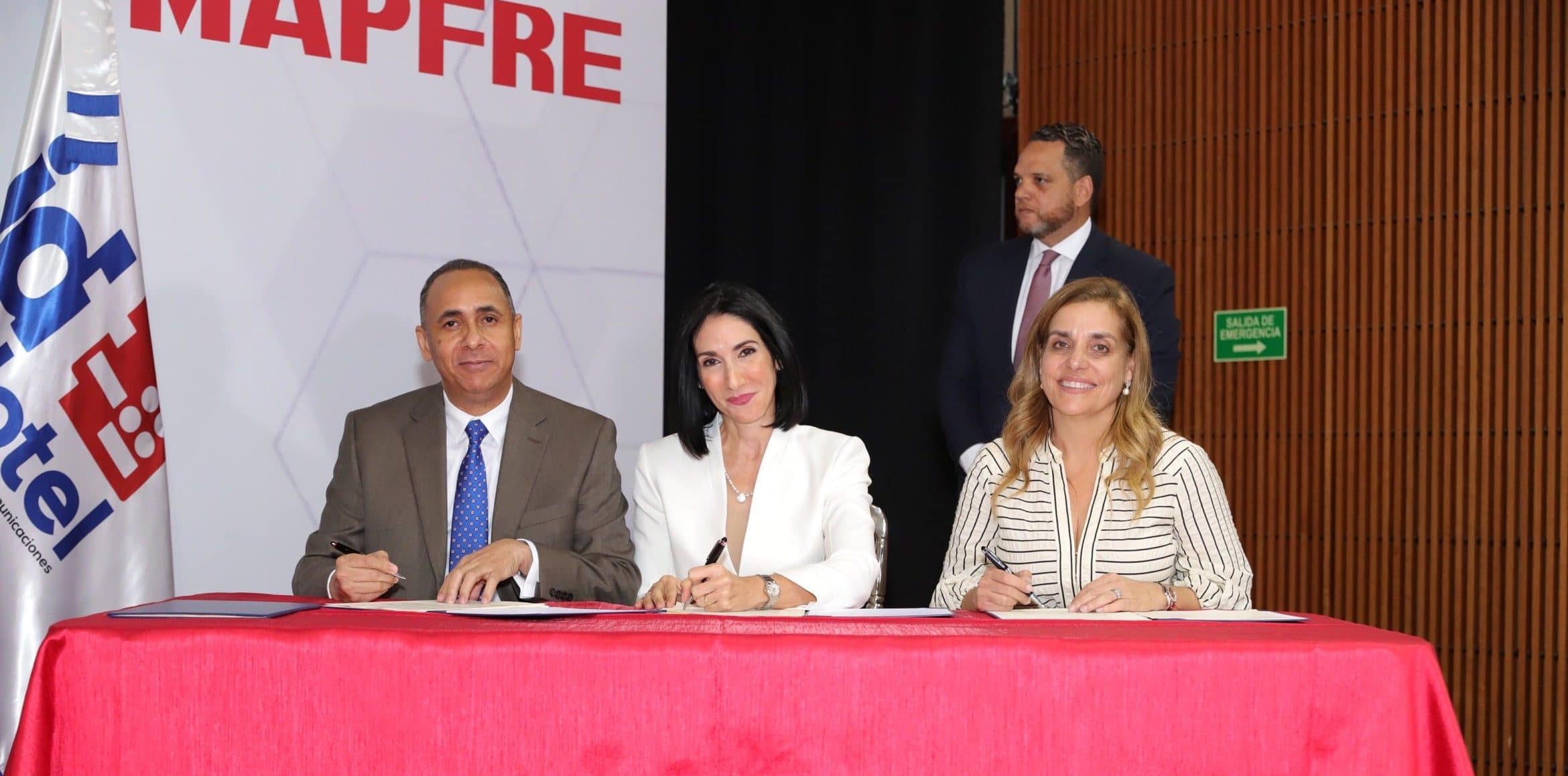 Fundación MAPFRE presenta su programa Controla tu Red para promover el uso seguro del internet en los jóvenes